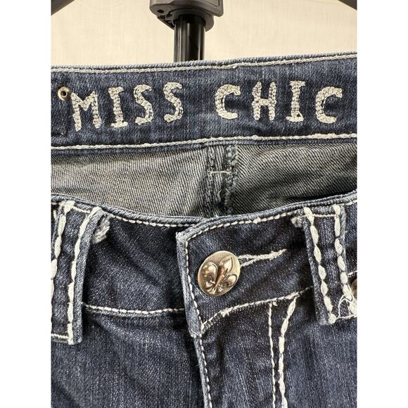 Miss Chic Women’s Jeans Size 5 Dark Wash Bootcut Embroidered Pocket EUC - Picture 16 of 16